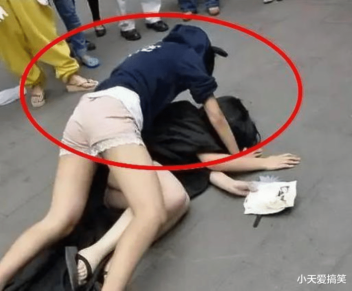 “人类生理上有什么不合理之处？”评论区炸了，哈哈哈