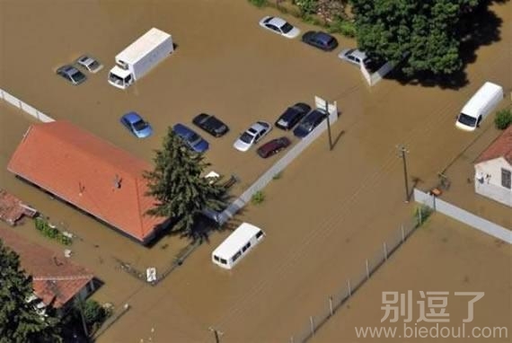 看来大家以后得先买船再买车