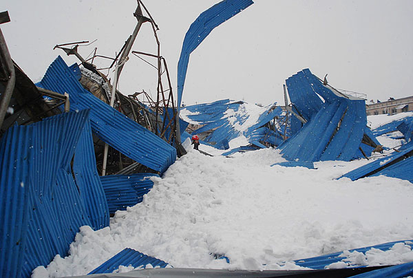 中国雪灾图片：中国遭遇极度深寒